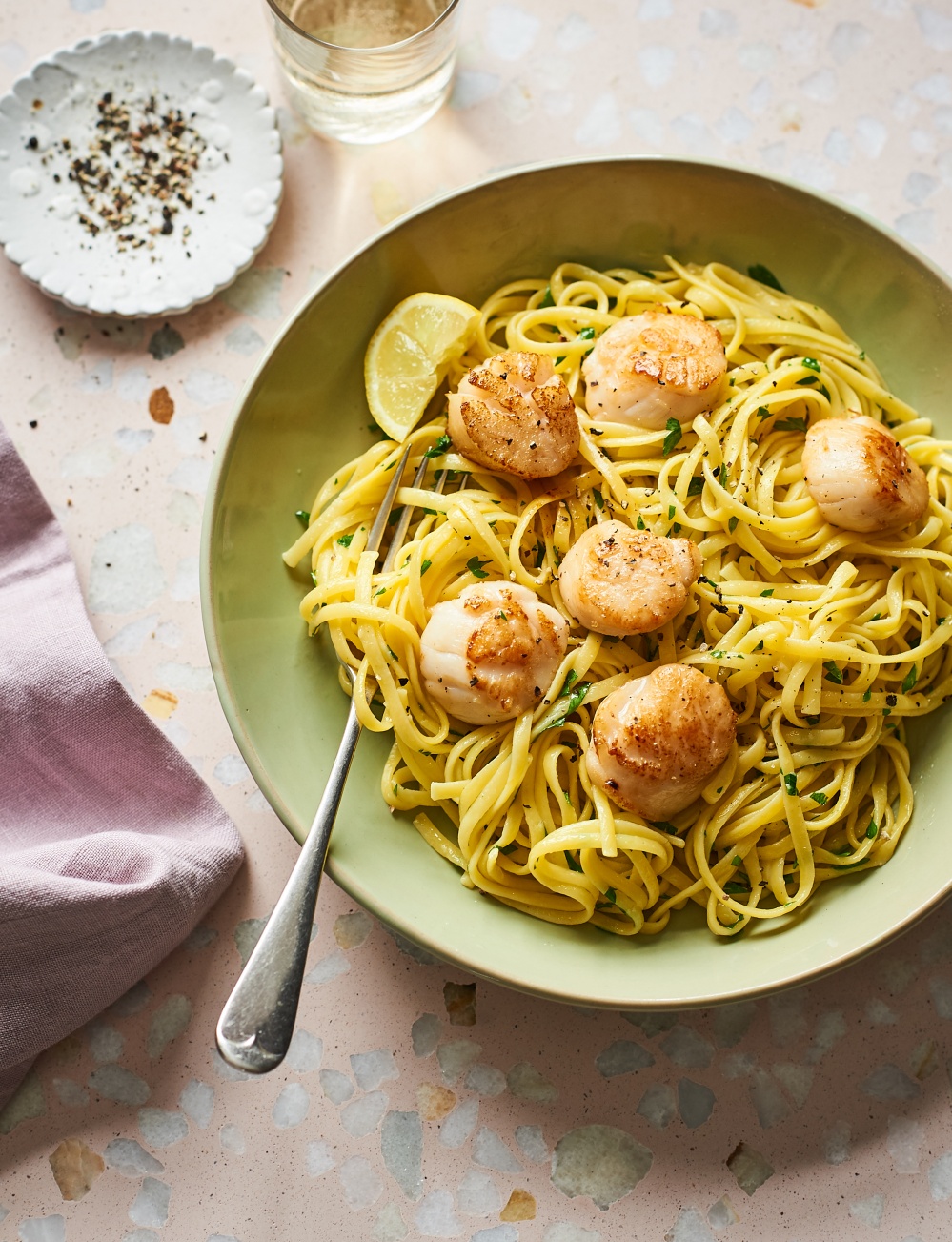 Seared Scallops with Lemon, Garlic and Parsley Linguine Living North